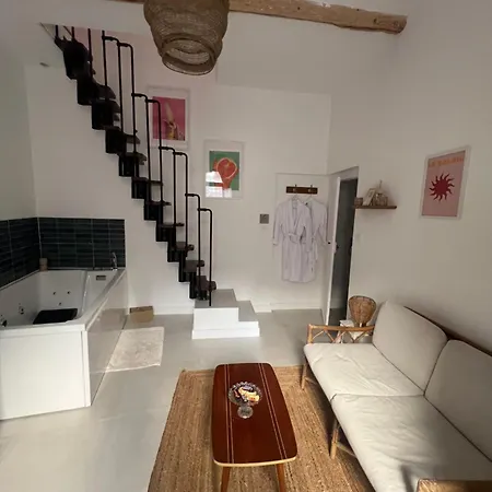 بيت الحب - Casa Lova *